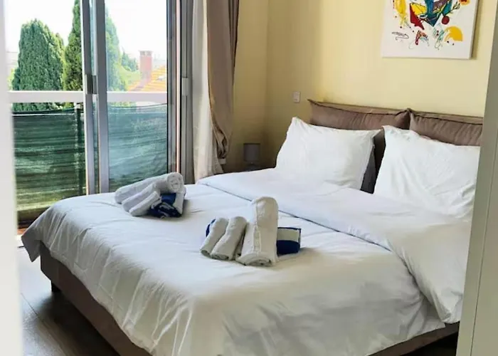Les Balcons D'antibes, T3, 4p, Balcons, Pk, A 5 Minutes A Pied *